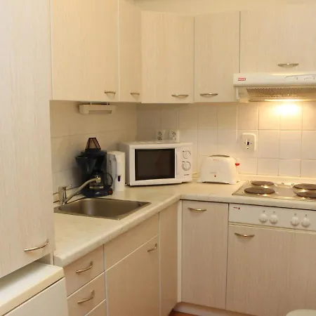 Appartamento Lanovka-4 *