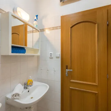 Appartamento Lanovka-4 *